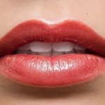 Dudakları doğal yolla dolgunlaştırmanın 7 sırrı